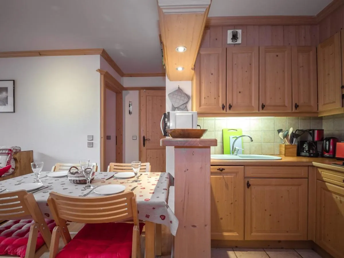 Апартаменты Appartement 3 Etoiles Proche Des Pistes A Chamonix Avec Parking - Fr-1-343-163