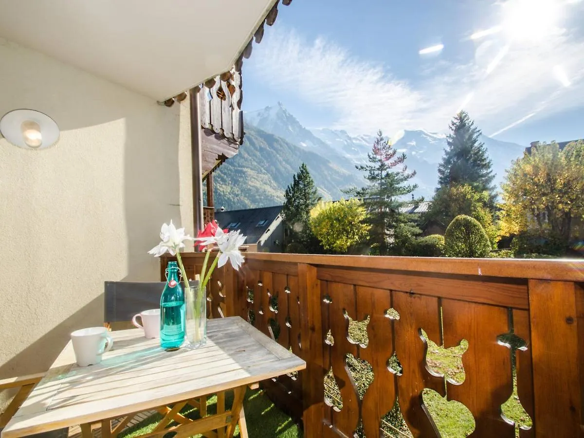 Appartement 3 Etoiles Proche Des Pistes A Chamonix Avec Parking - Fr-1-343-163